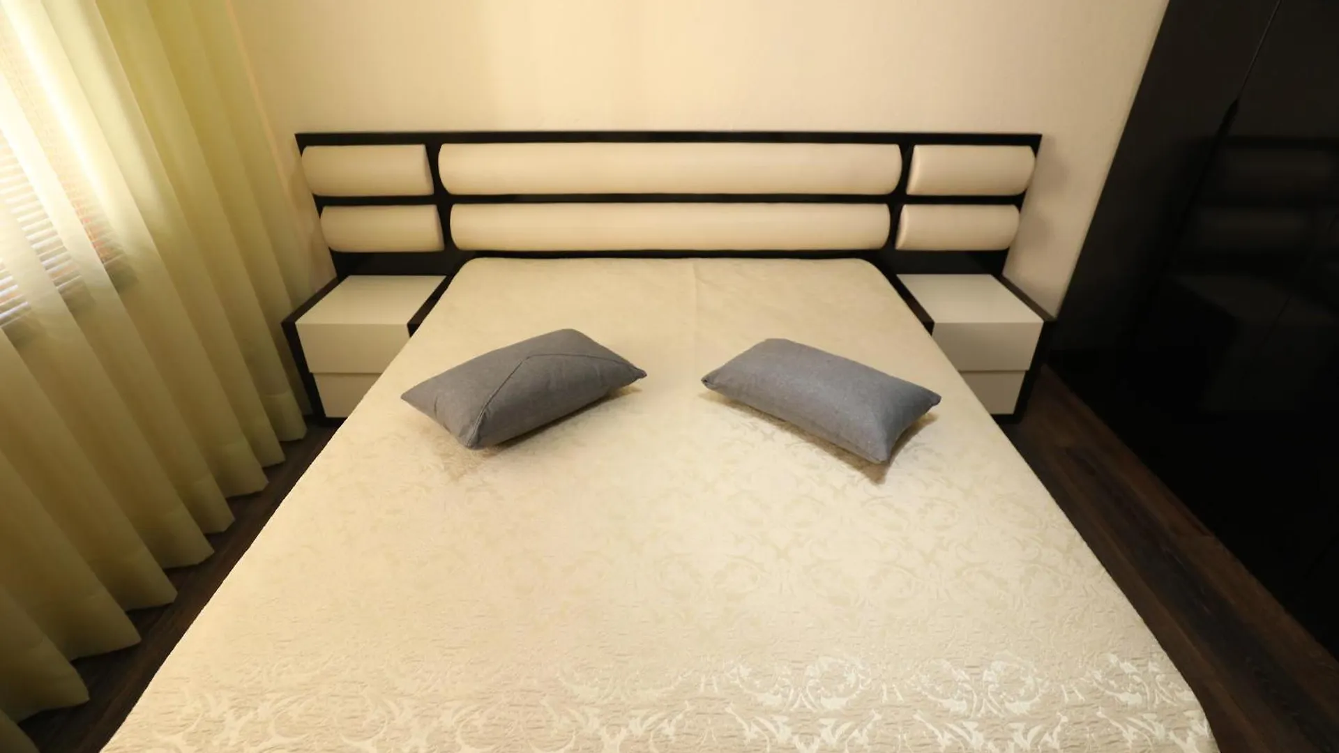 Hoy Bnb Apartment Pogradec